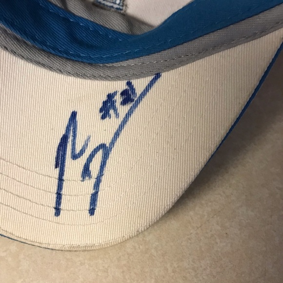 Detroit Lions autographed hats, miniature helmet and jersey. - Picture 10 of 10